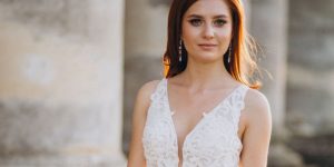 I Decided to Wear My Grandmother’s Wedding Dress in Her Honor – But While Altering It, I Found a Hidden Note That Revealed the Truth About My Parents