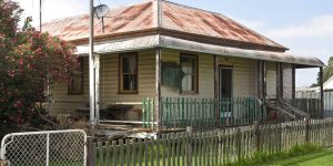 Poor Older Lady Didn’t Let Anyone Into Her Home for 26 Years Until I Set Foot Inside
