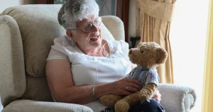 My Granddaughter Stopped Speaking After Her Father Remarried – Then She Handed Me Her Stuffed Bear and a Note That Said, ‘Listen When My New Mom Isn’t Around’