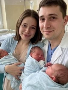 Young girl who gave birth to triplets next day she – See!
